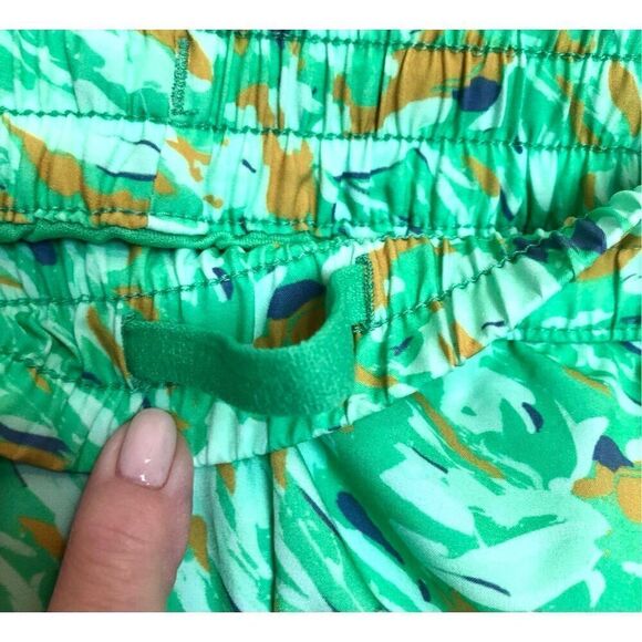 DSG - NWT - L Sz Small - Mid-Rise Stride Running Shorts/Built-In Brief/Green - Picture 5 of 14